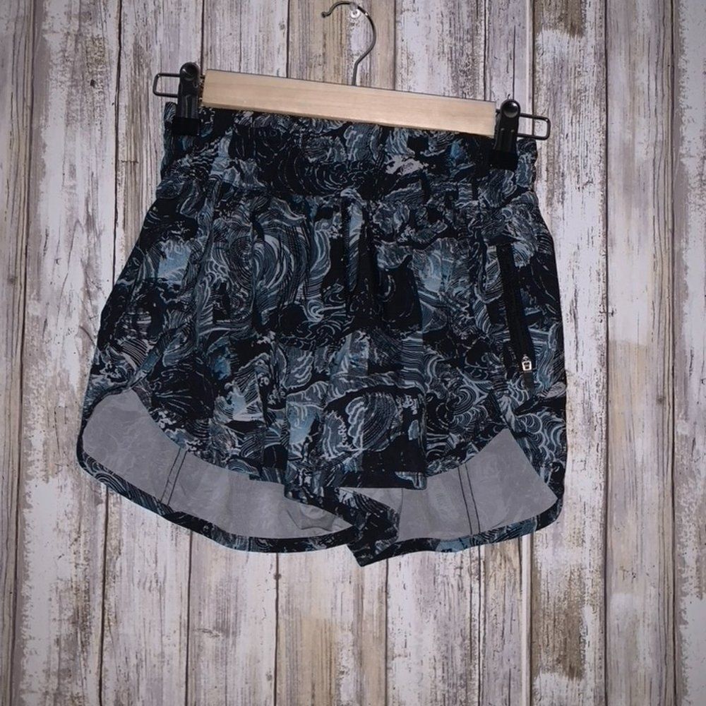 lululemon track that 4" shorts size 4